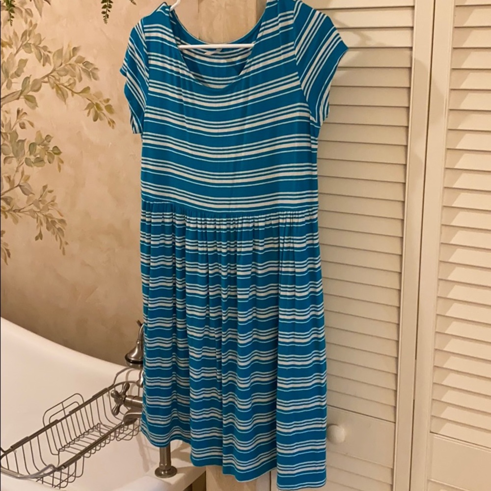 Pink blush maternity dress size medium